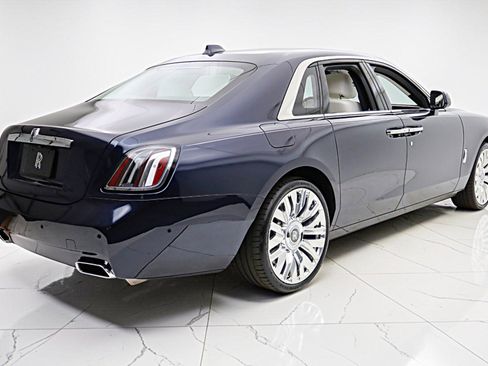 Used 2025 Rolls-Royce Ghost AWD/4WD image 13