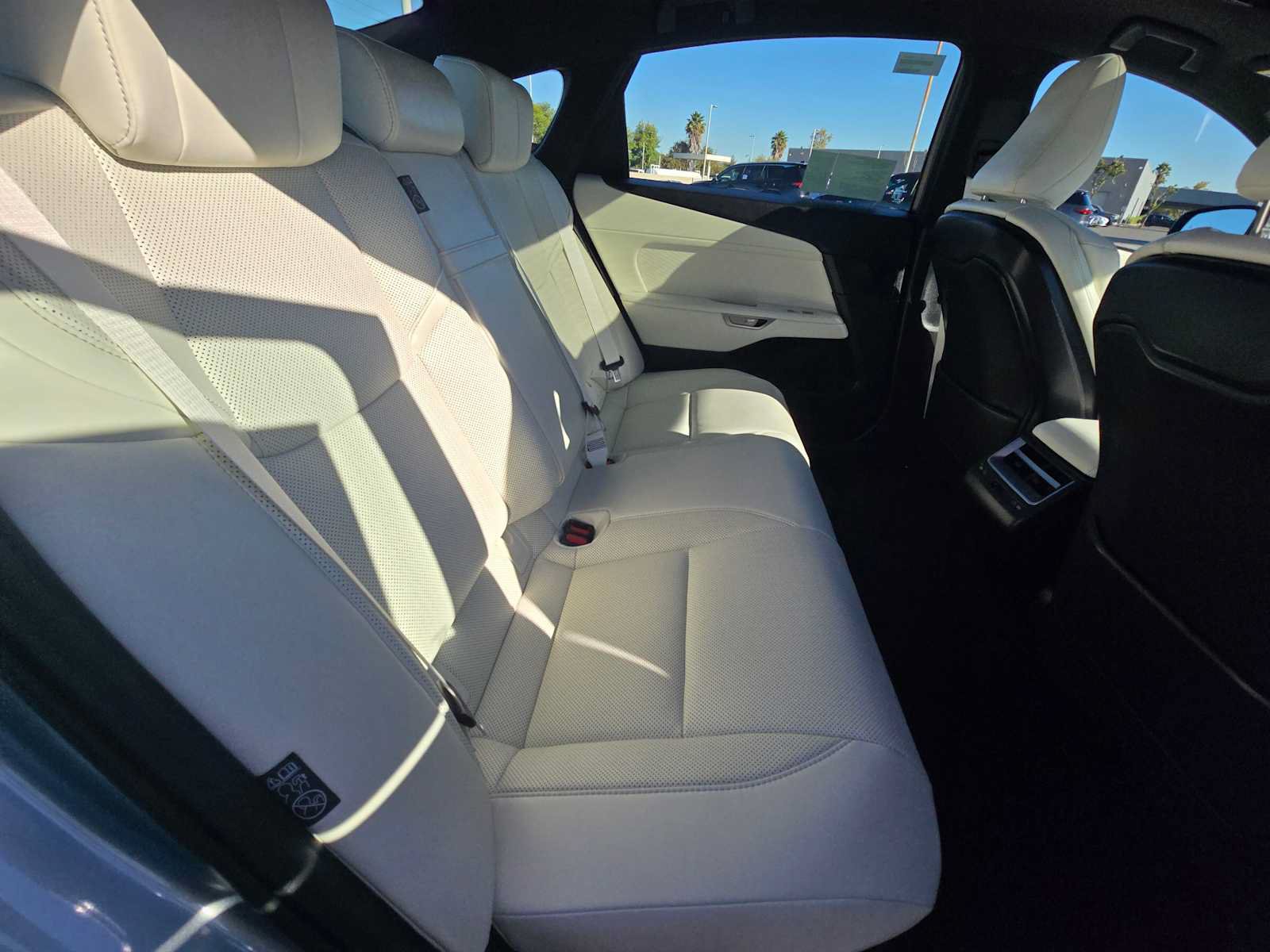 New 2026 Lexus ES 350h FWD image 12