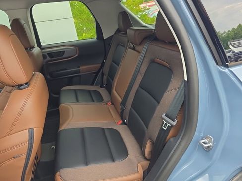 Used 2025 Ford Bronco Sport Outer Banks w/ Sasquatch Outer Banks Package AWD/4WD image 33