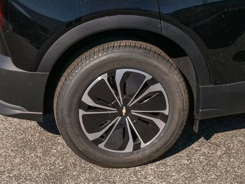 New 2026 Chevrolet Blazer EV LT image 6