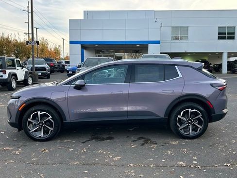 New 2026 Chevrolet Equinox EV LT AWD/4WD image 4