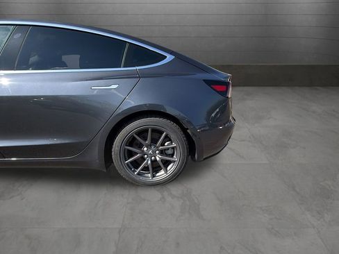 Used 2018 Tesla Model 3 Long Range AWD/4WD image 35