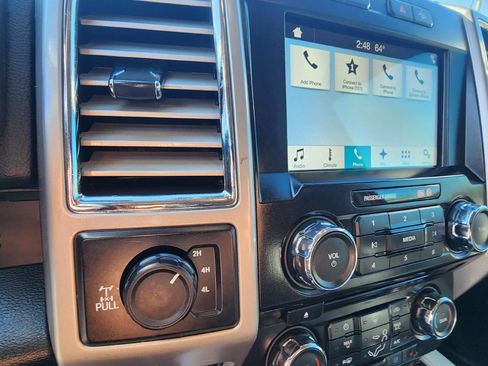 Used 2017 Ford F250 Lariat w/ Chrome Package image 13