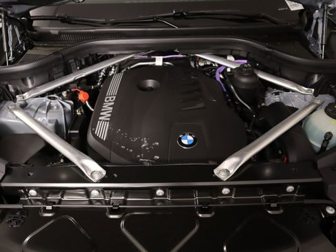 New 2026 BMW X5 xDrive40i w/ M Sport Package AWD/4WD image 20