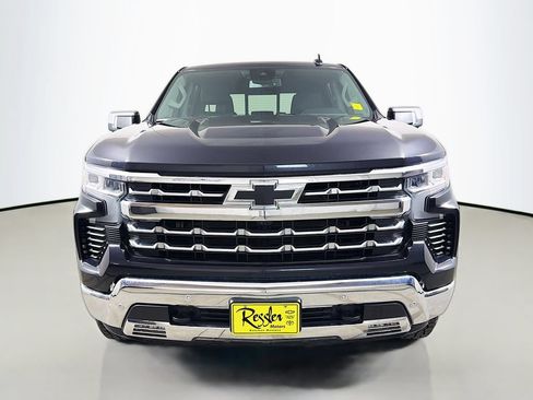 Used 2024 Chevrolet Silverado 1500 LTZ AWD/4WD image 2