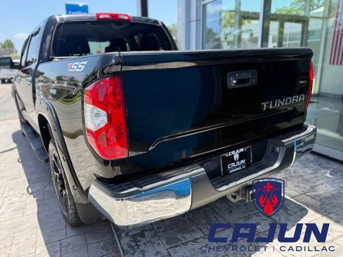 Used 2019 Toyota Tundra SR5 w/ SR5 Upgrade Package RWD image 3