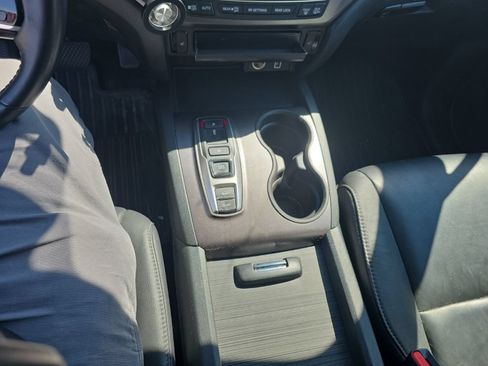 Used 2022 Honda Pilot EX-L image 15