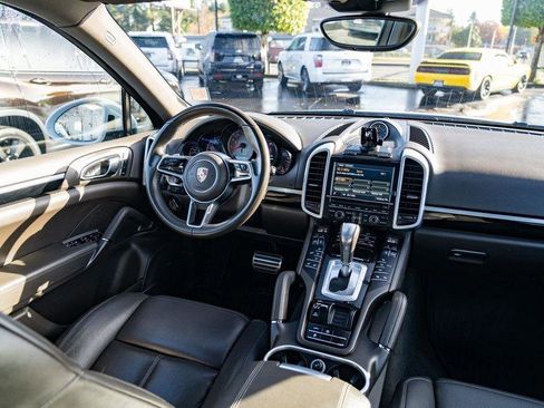 Used 2016 Porsche Cayenne S w/ Premium Plus Package image 23