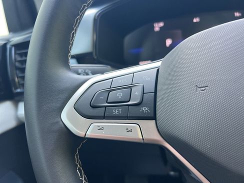 Certified 2025 Volkswagen Taos S FWD image 21