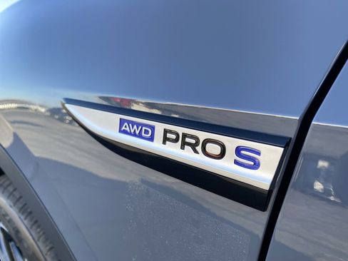 New 2025 Volkswagen ID.4 Pro S AWD/4WD image 32