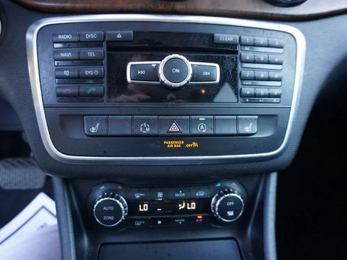 Used 2015 Mercedes-Benz GLA 250 w/ Premium Package image 9
