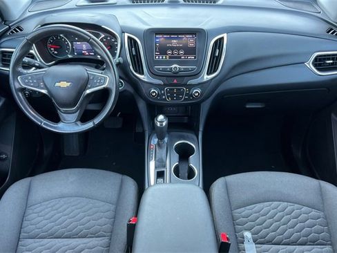 Used 2020 Chevrolet Equinox LT image 16