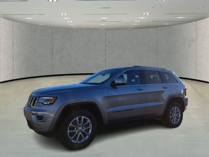 Used 2021 Jeep Grand Cherokee Laredo