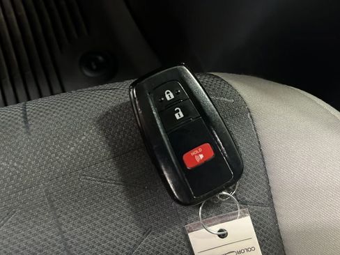 Used 2020 Toyota RAV4 XLE w/ All Weather Liner Package AWD/4WD image 35