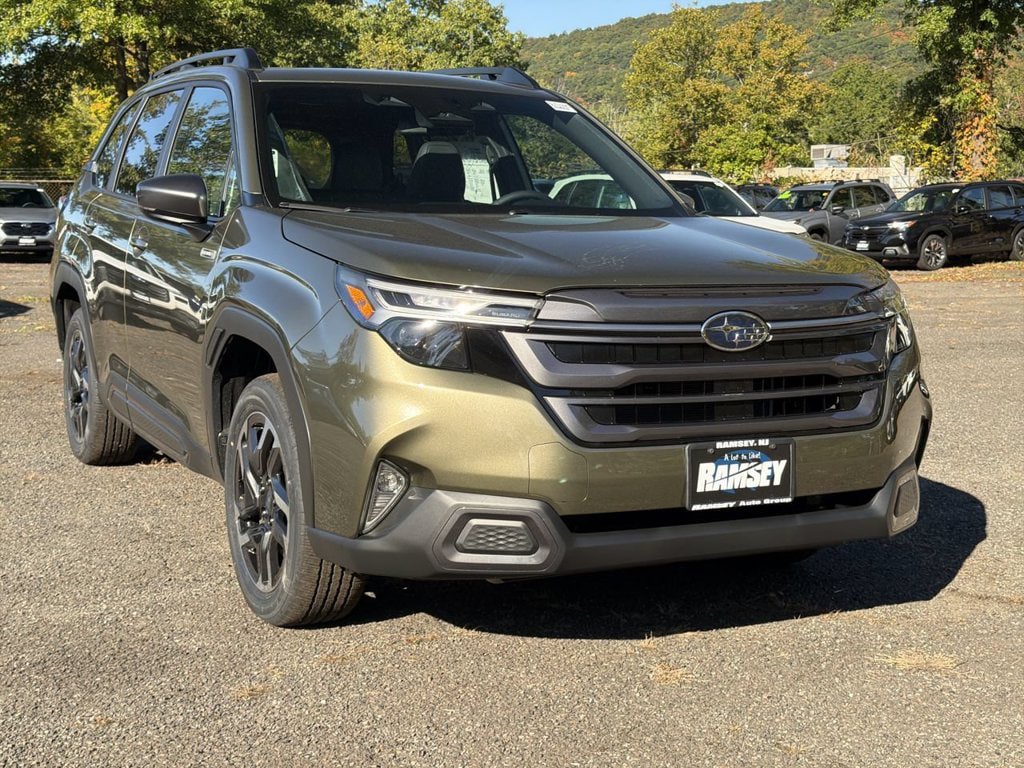 New 2026 Subaru Forester Premium AWD/4WD image 1