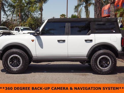 Used 2023 Ford Bronco Badlands w/ Sasquatch Package AWD/4WD image 5