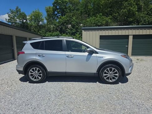 Used 2016 Toyota RAV4 Limited AWD/4WD image 7