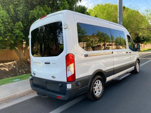 Used 2015 Ford Transit 350 XLT RWD image 9