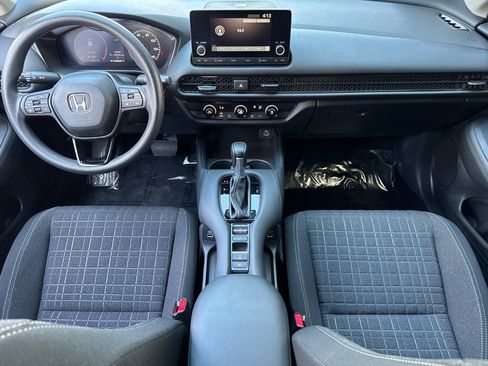 Used 2023 Honda HR-V LX image 15