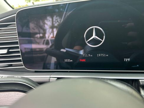 Used 2024 Mercedes-Benz GLS 450 4MATIC image 22