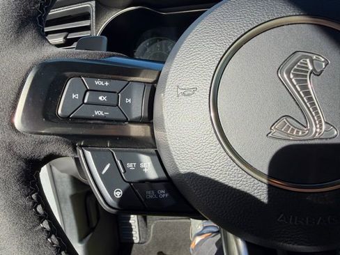 Used 2020 Ford Mustang Shelby GT500 w/ Technology Package image 22