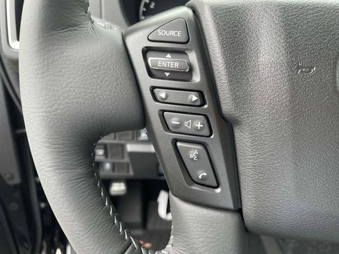 New 2025 Nissan Frontier SV w/ SV Convenience Package image 15