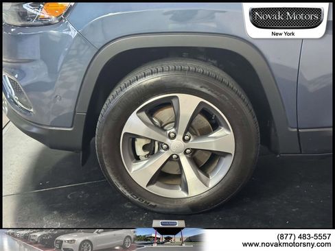 Used 2021 Jeep Cherokee Limited image 9