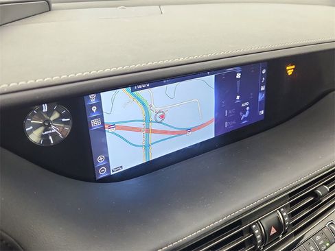 Used 2018 Lexus LS 500 F Sport image 21