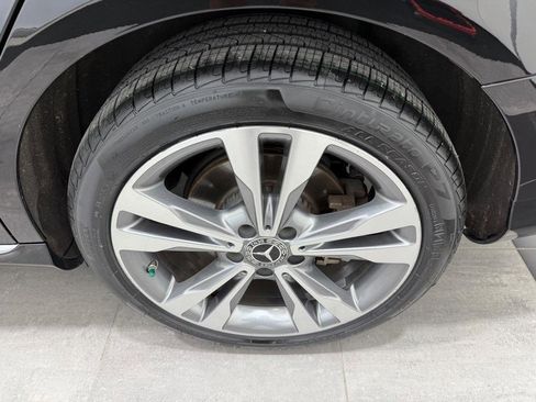 Used 2020 Mercedes-Benz C 300 4MATIC Sedan image 5