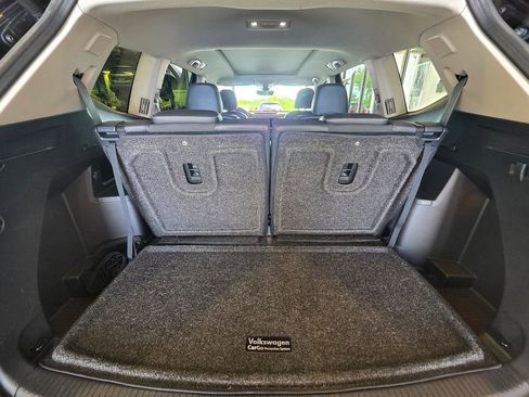 Used 2021 Volkswagen Atlas SEL Premium AWD/4WD image 10