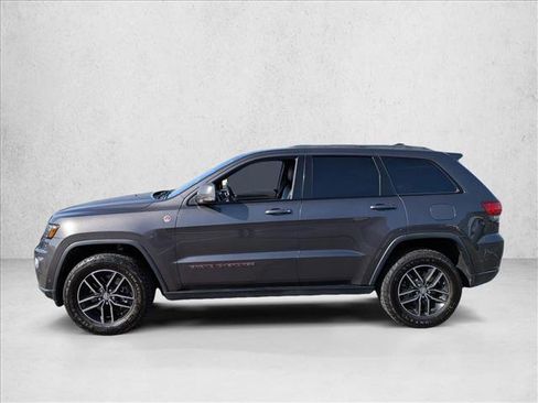 Used 2017 Jeep Grand Cherokee Trailhawk w/ Trailhawk Luxury Group image 8