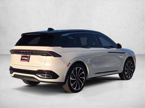 New 2026 Lincoln Nautilus Black Label image 2