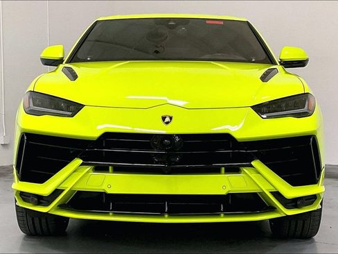 Used 2024 Lamborghini Urus S AWD/4WD image 2