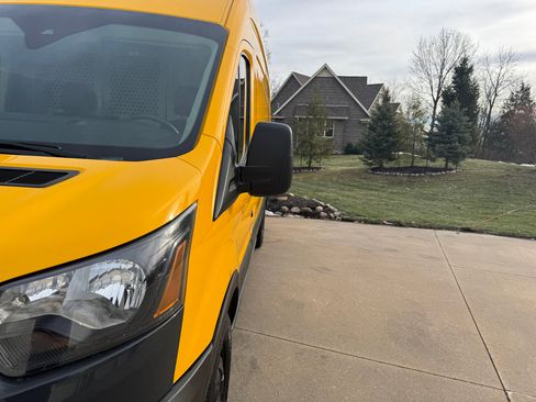 Used 2021 Ford Transit 250 148 High Roof w/ Load Area Protection Package image 35