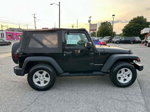 Used 2007 Jeep Wrangler X AWD/4WD image 4