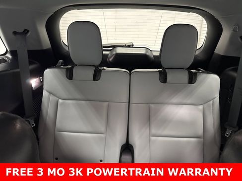 Used 2021 Ford Explorer XLT w/ Equipment Group 202A image 27