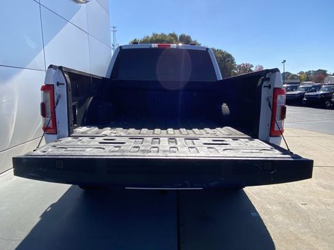 Used 2021 Ford F150 Lariat w/ Equipment Group 501A Mid image 6