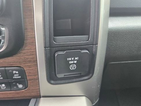 Used 2017 RAM 1500 Laramie w/ Convenience Group image 19