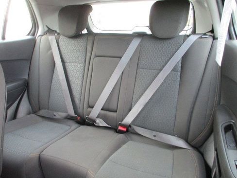 Used 2018 Chevrolet Trax LS image 25