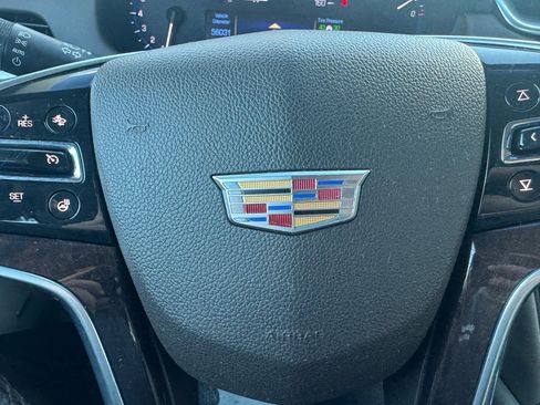 Used 2016 Cadillac XTS Luxury w/ Driver Awareness Package image 19