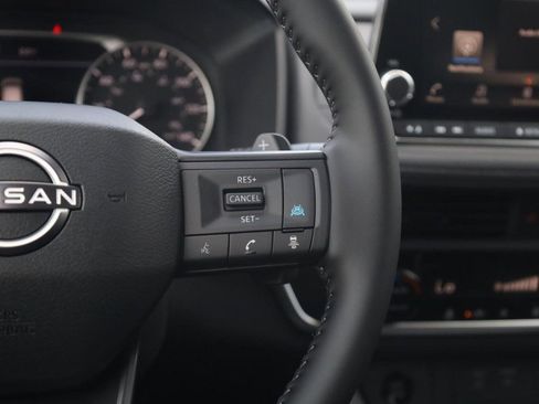 New 2026 Nissan Rogue SV w/ Cold Weather Package AWD/4WD image 9