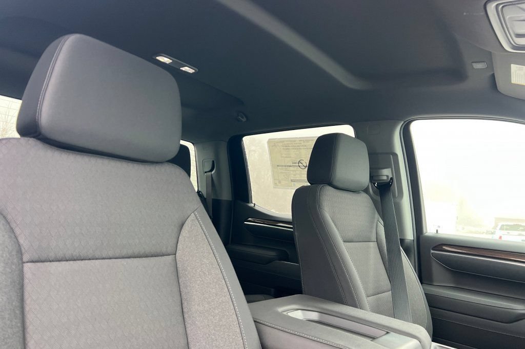 New 2026 Chevrolet Silverado 1500 LT AWD/4WD image 13