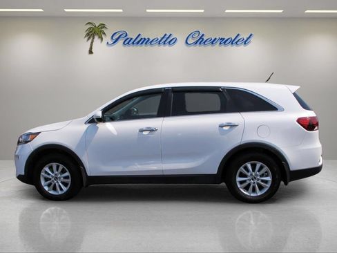 Used 2020 Kia Sorento LX FWD image 7