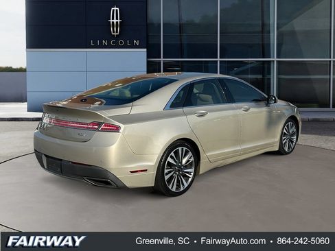 Used 2017 Lincoln MKZ Select FWD image 7