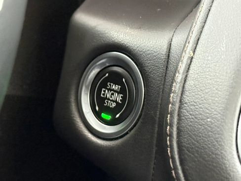 Used 2021 Chevrolet Suburban High Country AWD/4WD image 21
