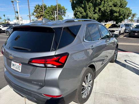 Used 2023 Chevrolet Equinox Premier FWD image 17