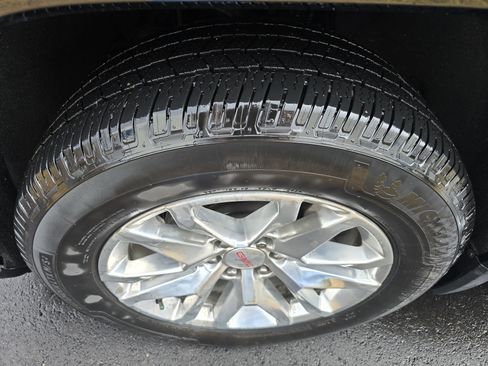 Used 2020 GMC Sierra 1500 SLT w/ SLT Premium Plus Package image 11