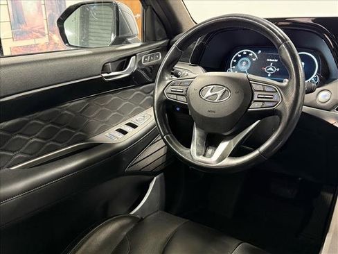 Used 2022 Hyundai Palisade Calligraphy w/ Winter Package image 11