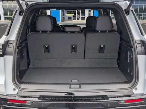 New 2026 Chevrolet Traverse RS image 10