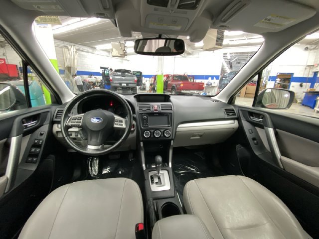 Used 2014 Subaru Forester 2.5i Touring AWD/4WD image 29